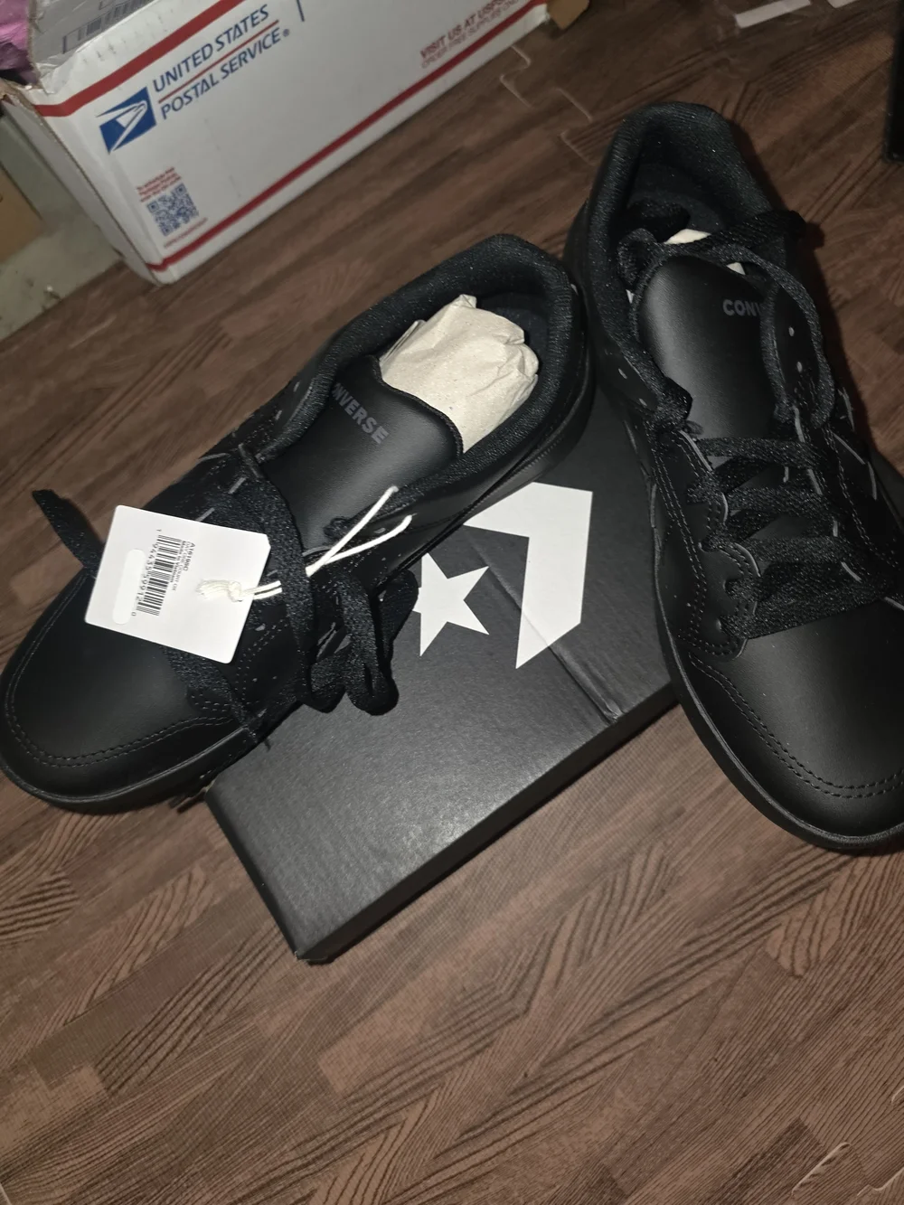 Black Converse Sneakers Unisex Mens 6/youth Boy 6/Womens 7.5